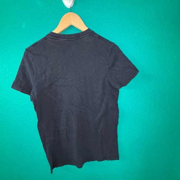 Hollister surf sharks size medium T-shirt - Picture 3 of 3